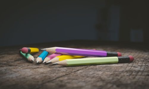 Come creare una matita personalizzata: idee e suggerimenti per un regalo unico!